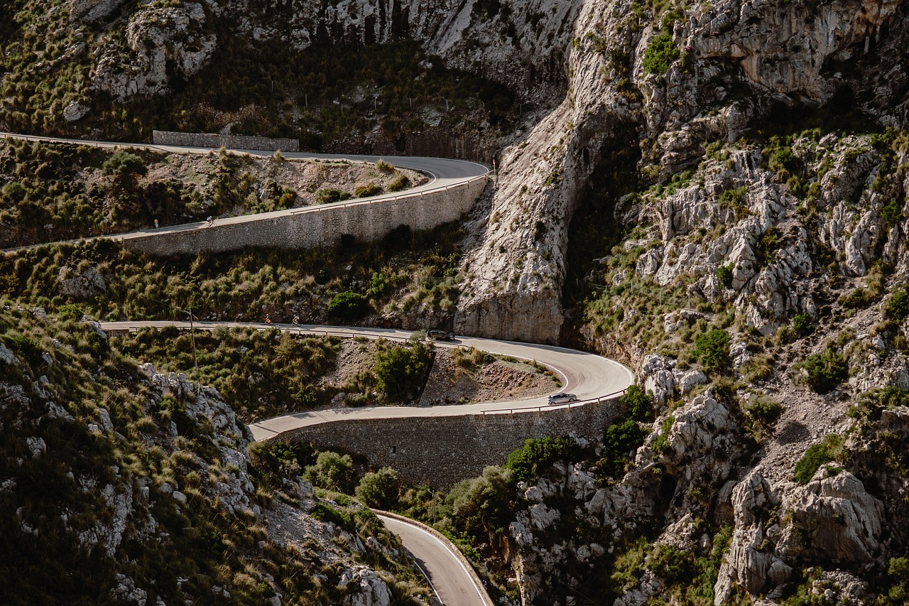 The Long Driveway Problem: Getting to a Hillside House Without Ruining the Hill